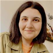 English teacher with 7 years of experience offering engaging online lessons for both children and adults